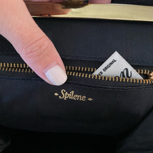 Vintage 1960’s Beaded Caron of Huston Texas Purse with Gold Hardware - Picture 7 of 12